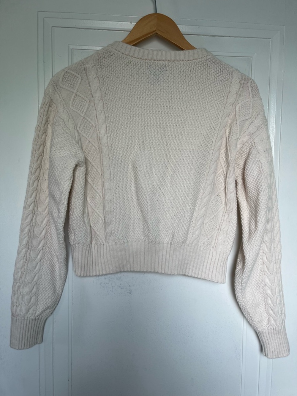 Beverly and Beck Heidi Cable Knit Cardigan - Picture 5 of 7